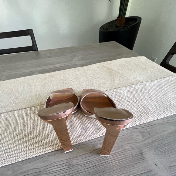 Nine West- Neon Sleek Slide Sandal in rose gold2- Size 8M - Picture 9 of 11